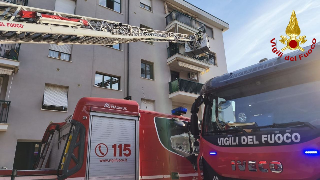 Principio di incendio in appartamento, paura a Macerata